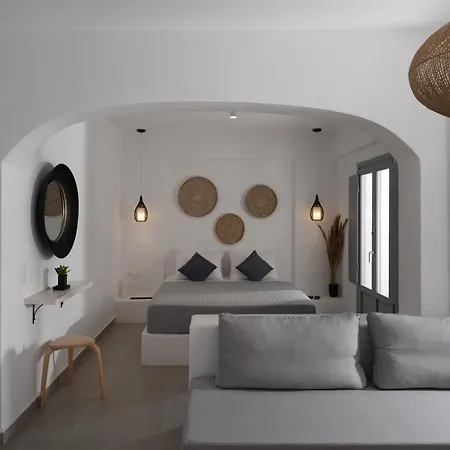 The Vine * Vourvoúlos