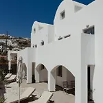 The Vine Vourvoulos