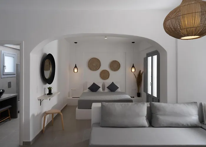 The Vine * Vourvoúlos