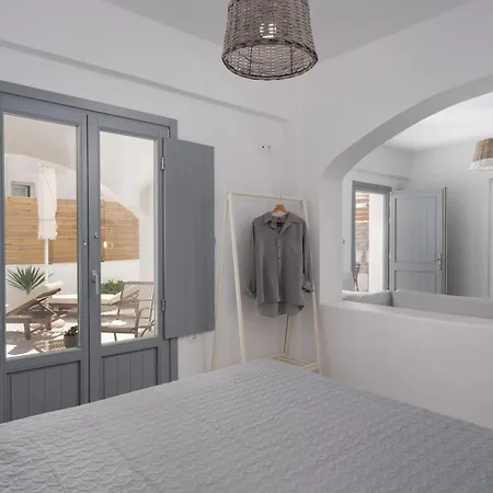 The Vine * Vourvoúlos